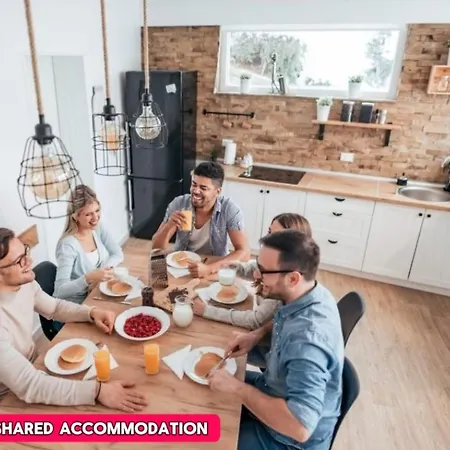 *rc12s* For Your Relaxed & Cosy + Free Parking + Free Fast Wifi * * Лидс