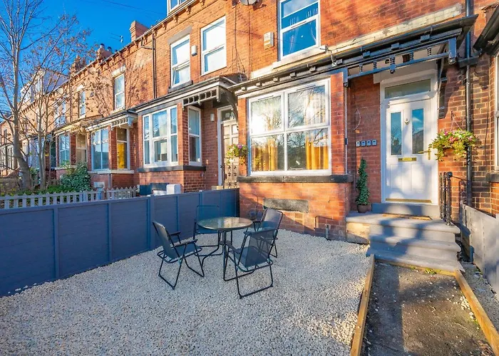 *rc12s* For Your Relaxed & Cosy + Free Parking + Free Fast Wifi * * 利兹