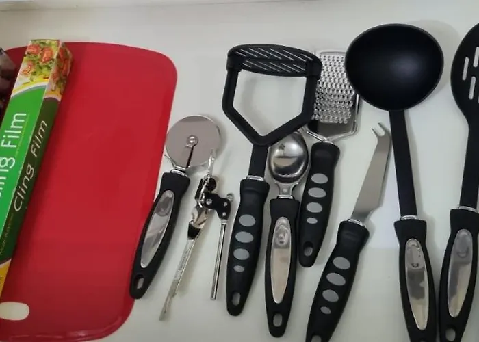 *rc12s* For Your Relaxed & Cosy + Free Parking + Free Fast Wifi * 民宿