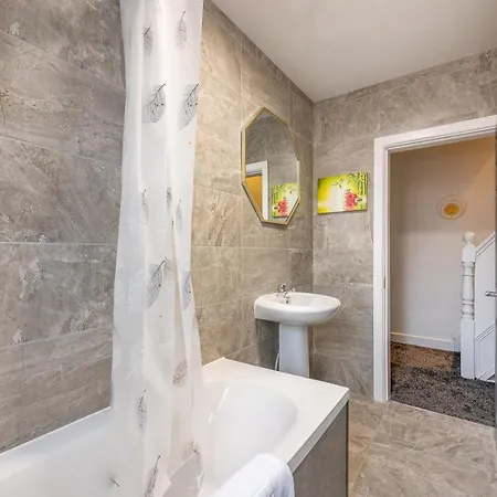 Kwatera prywatna *rc12s* For Your Relaxed & Cosy + Free Parking + Free Fast Wifi * Leeds (West Yorkshire)