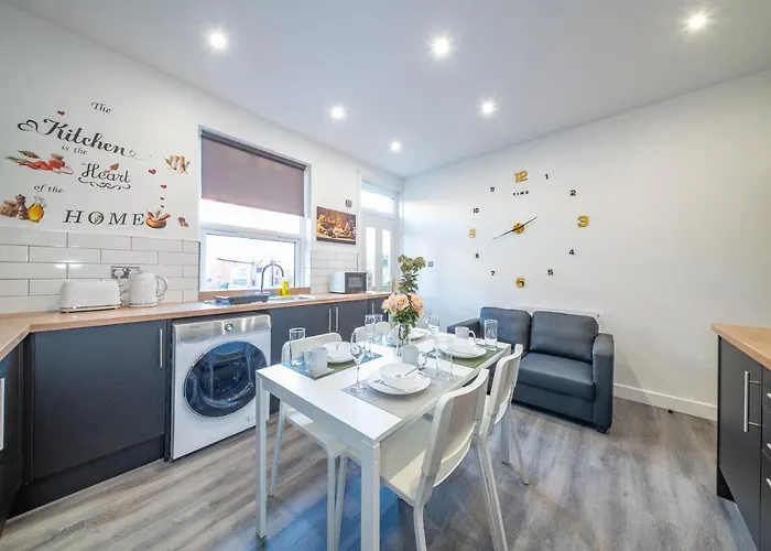 *rc12s* For Your Relaxed & Cosy + Free Parking + Free Fast Wifi * Leeds